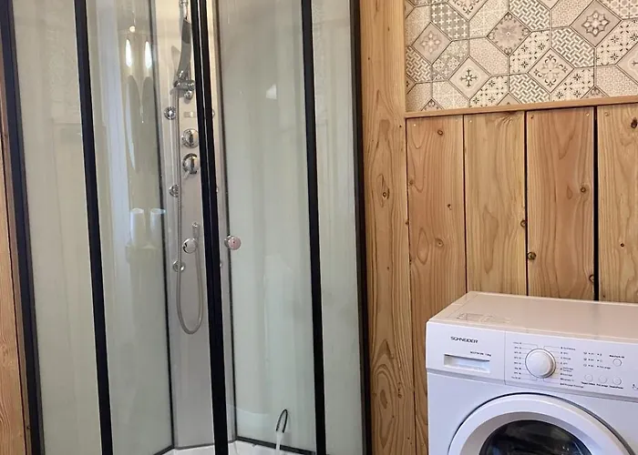 Charmante Quercynoise En Pierre Masquières